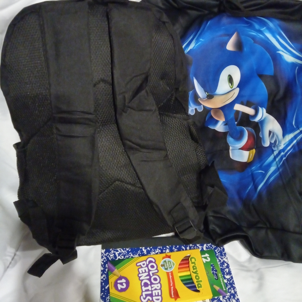 Sonic the hedge hog backpack & hoodie bundle - Picture 2 of 3